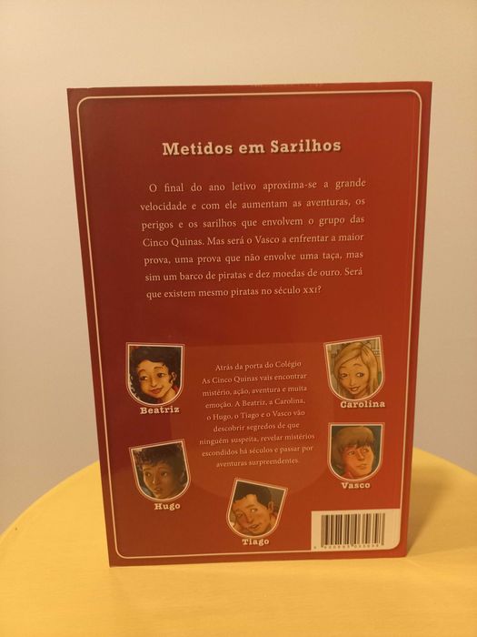 Metidos em Sarilhos, da coleção As Cinco Quinas