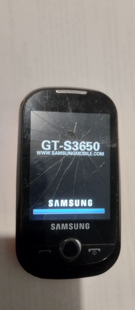 Телефон Samsung GT-S3650
