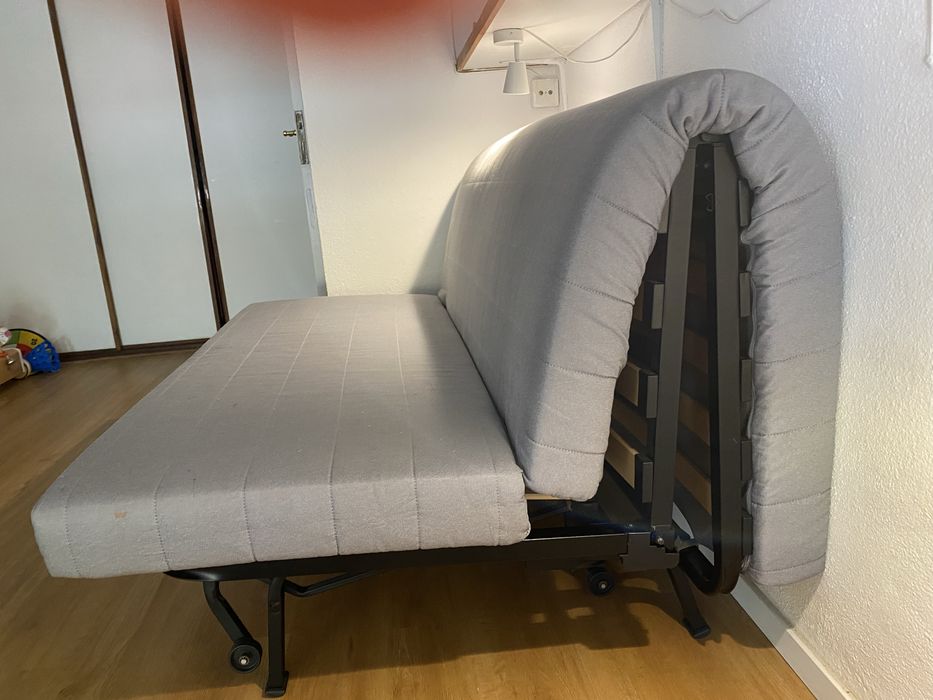 Sofá-cama IKEA branco