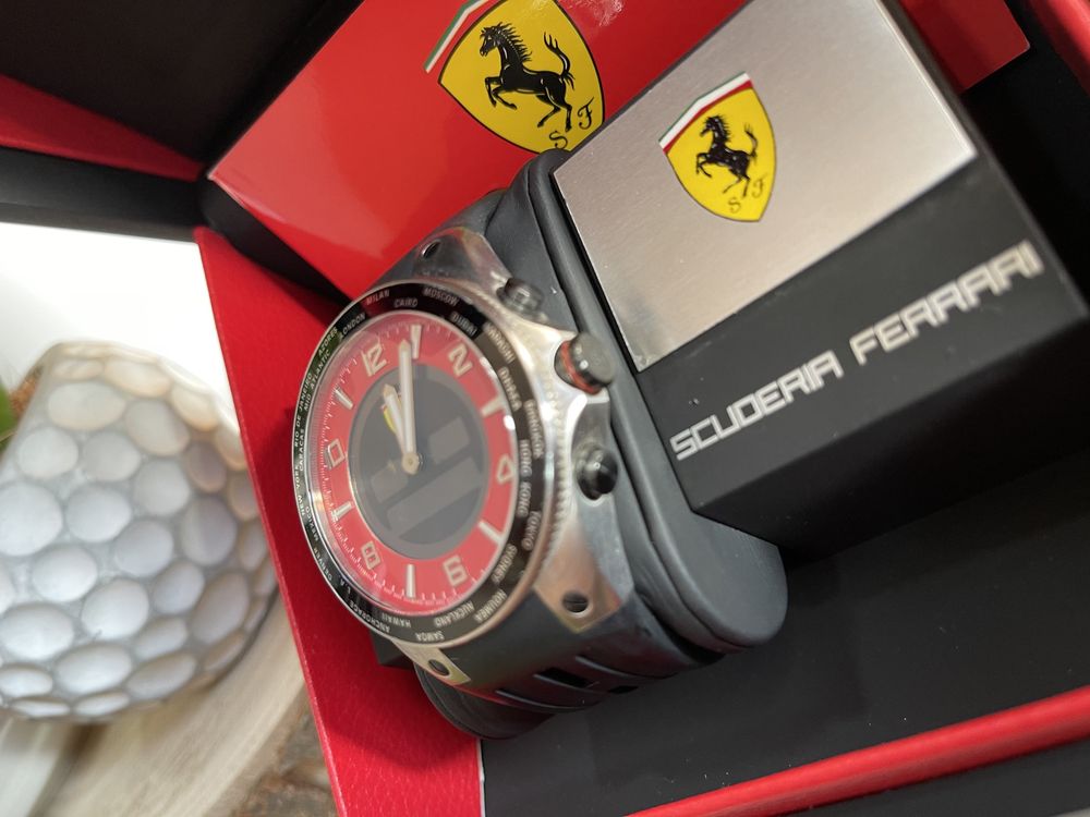 Relógio Ferrari - Scuderia Ferrari World Time RED