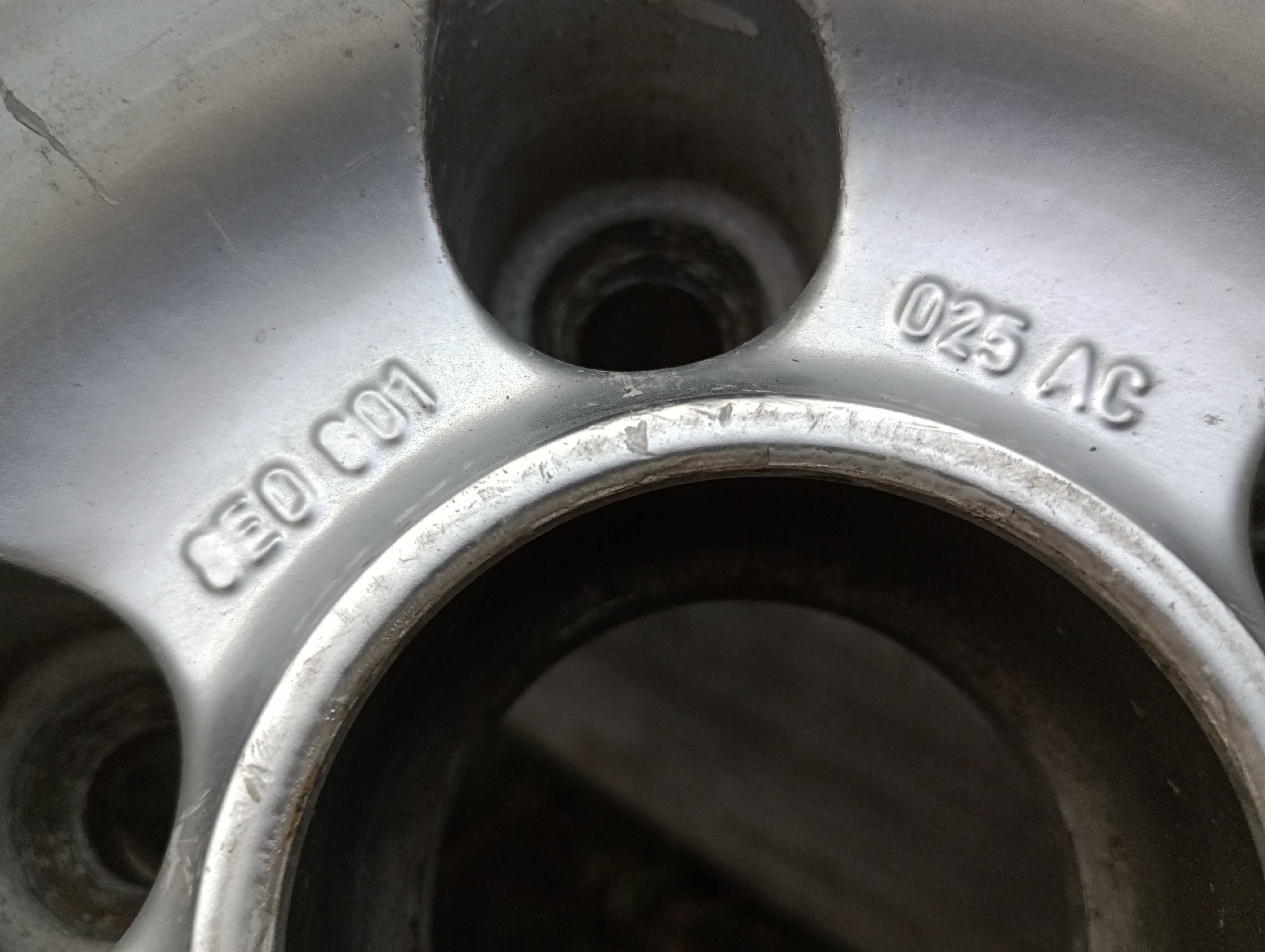 Alufelgi 17 cali 5x112 AUDI A3 A4 A6 VW Seat Skoda S-Line S4 S6