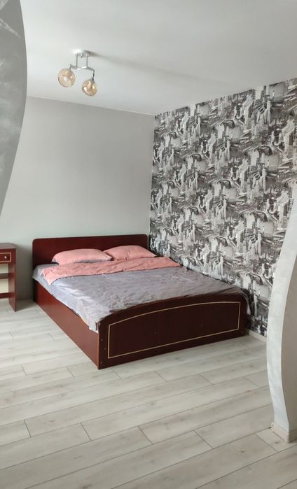 Подобово/погодинно.Центр