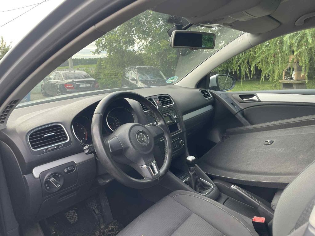 Sprzedam samochód osobowy marki VW golf