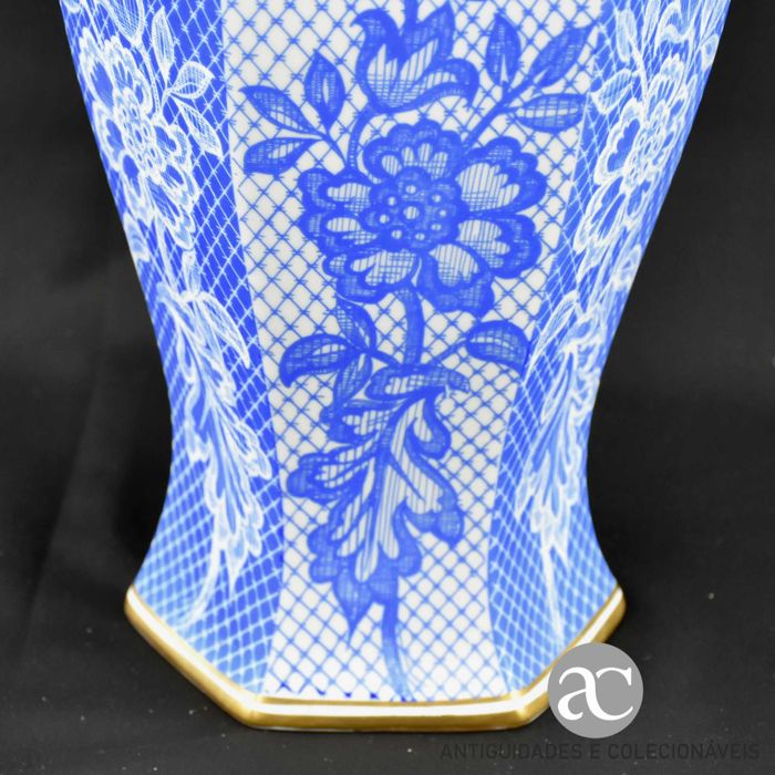 Pote sextavado com tampa porcelana Artibus