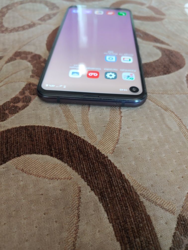 Lg Q70,4RAM 64gb