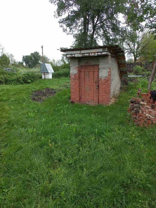 Продам будинок в селі Хитці ( 18 соток )