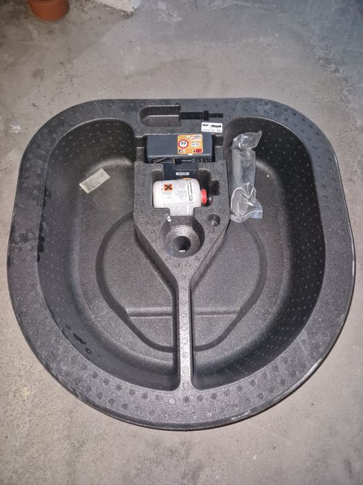 Wkład koła zapasowego Ford Focus mk 3 kombii