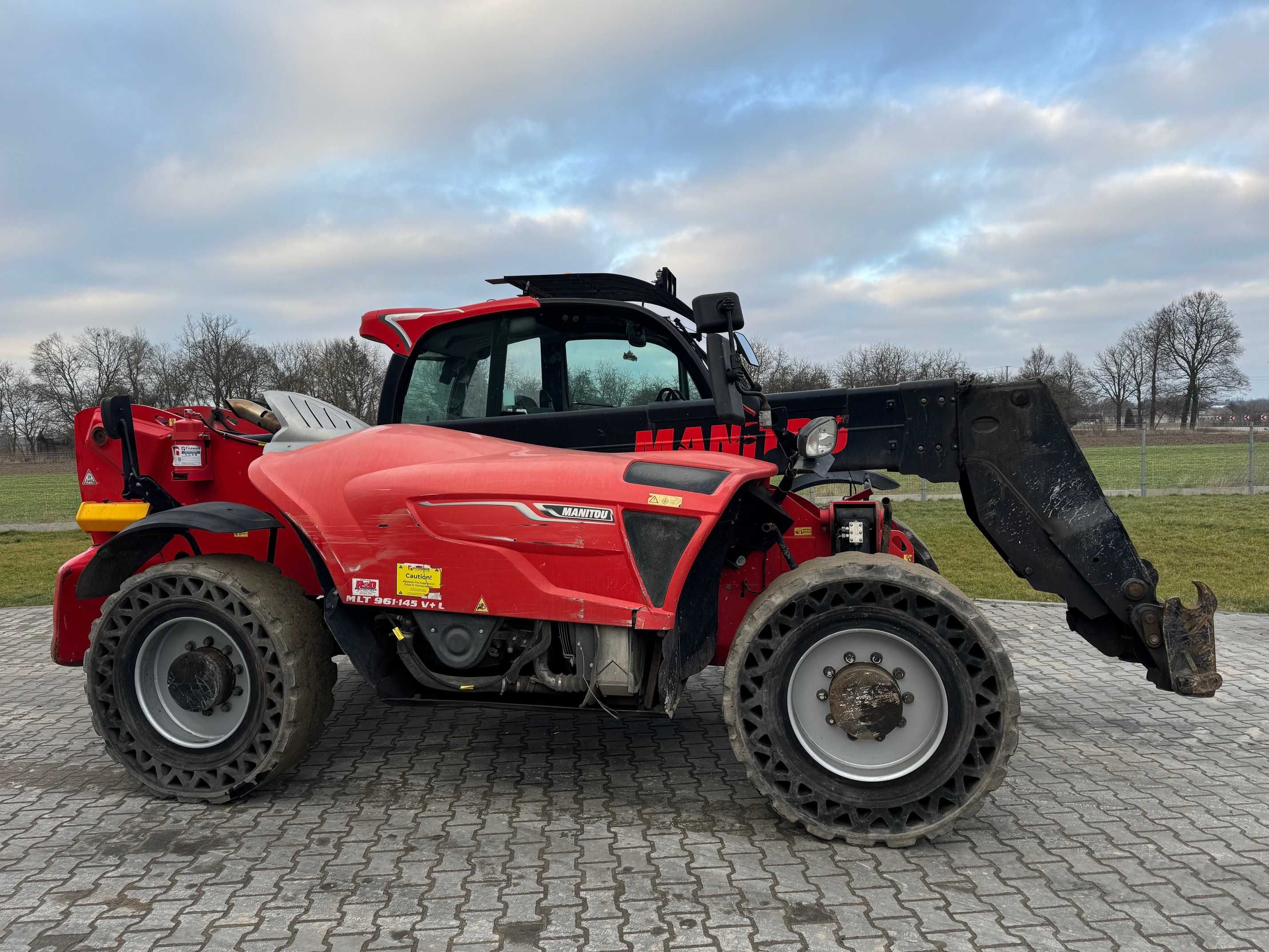 Manitou ładowarka teleskopowa MLT 961 145V+ L  2019 rok