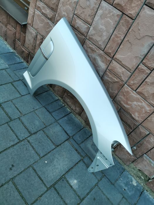 Błotnik prawy przód Jaguar xf kod mee