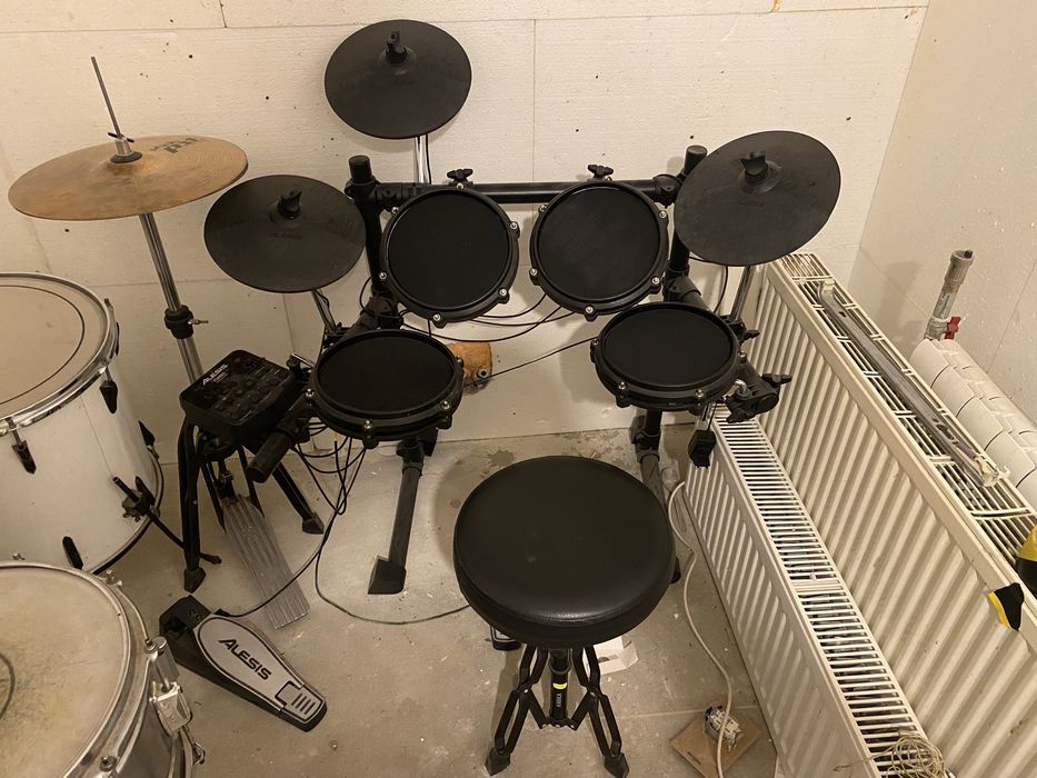 Zestaw perkusyjny Alesis Turbo