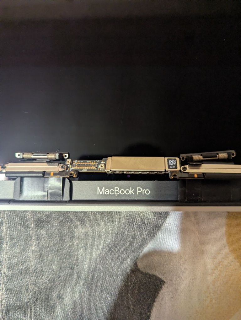 Матрица MacBook Pro