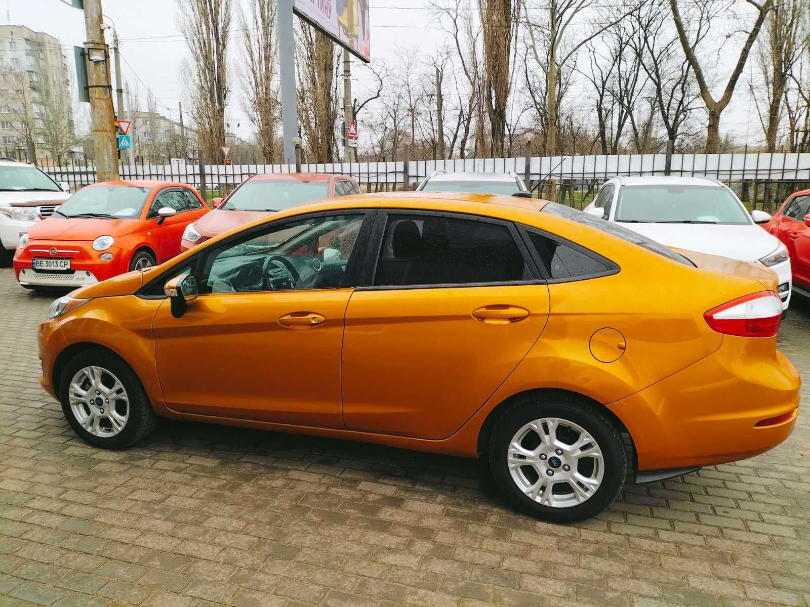 Ford Fiesta 2015 року 1,6 л./бензин