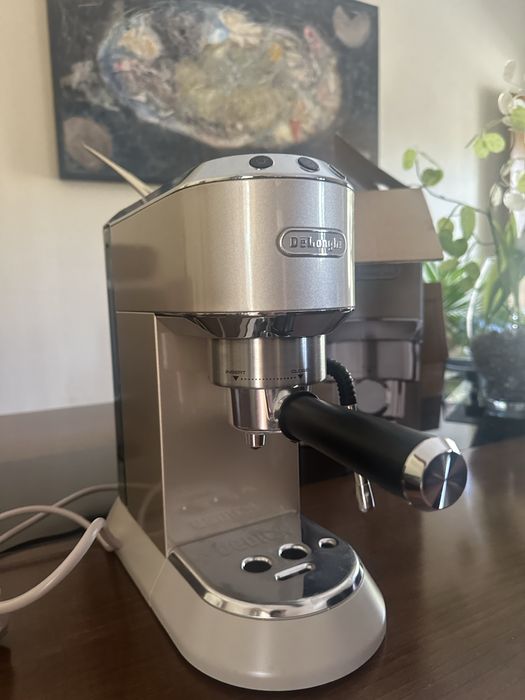 Delonghi Dedica Arte