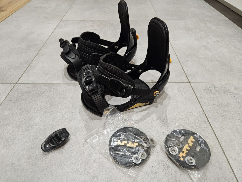 Wiązania snowboardowe S/M Option Contact