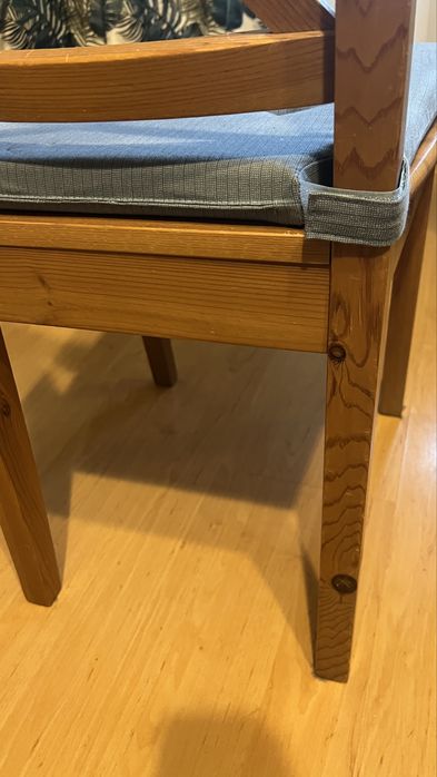 Krzesło IKEA Ingolf do jadalni brązowe rustykalne drewniane
