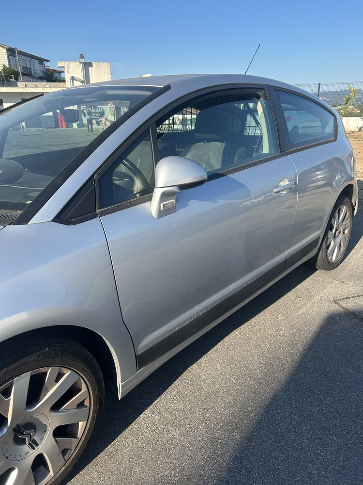 Citroen c4 vtr 110 cv com 245000 km usada sem problemas.