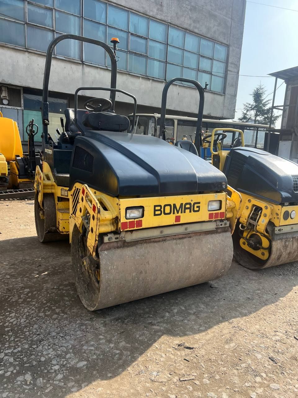 Продам каток bomag bw 120 ad 4 асфальтний  вібро каток стан ідеальний