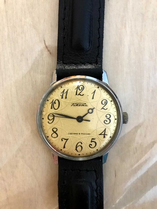 Ручний годинник ракета