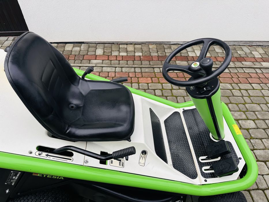 Traktorek kosiarka Etesia Bahia Kawasaki V2 pompa oleju hydro Piękna
