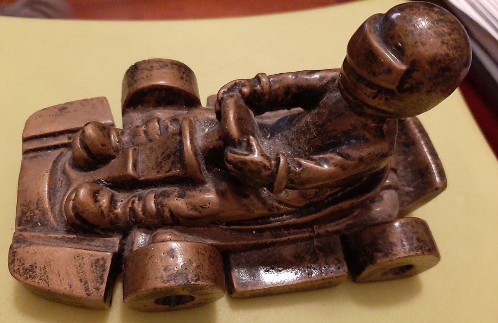 Pisa papéis de estanho-piloto de kartodromo