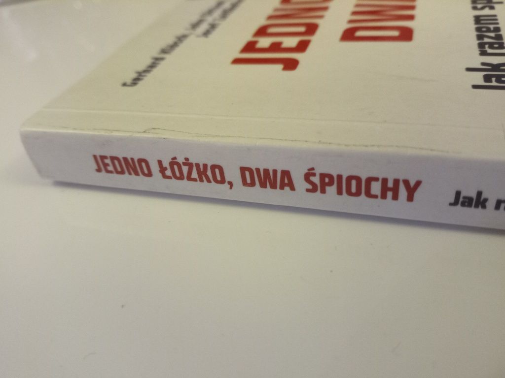 Jedno łóżko, dwa śpiochy - Dittami