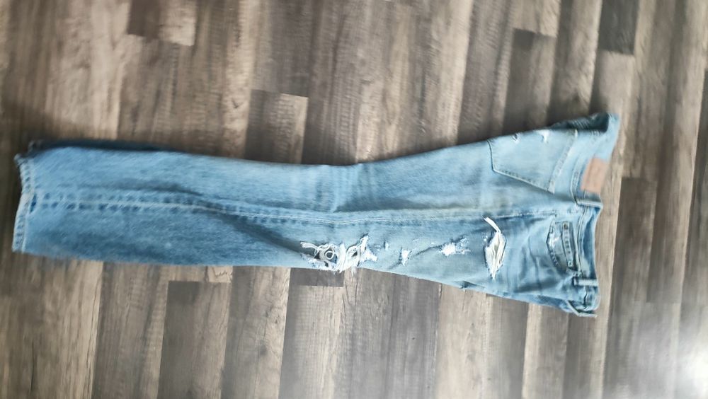 świetne przecierane skinny Abercrombie & Fitch  31/32