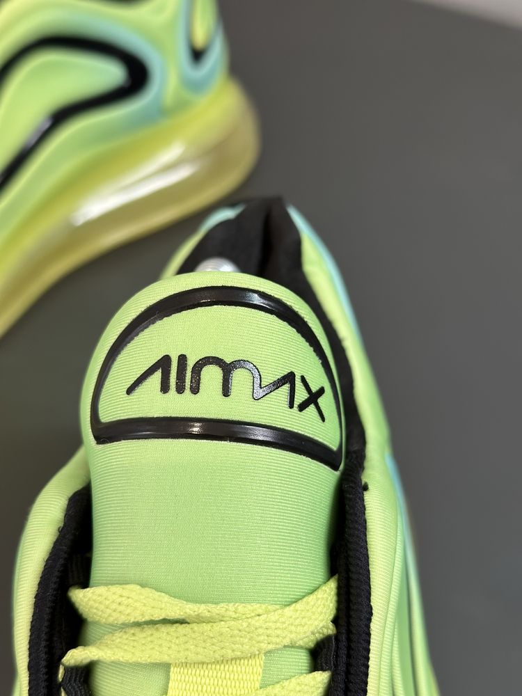 Nike Air max 720 Volt Green