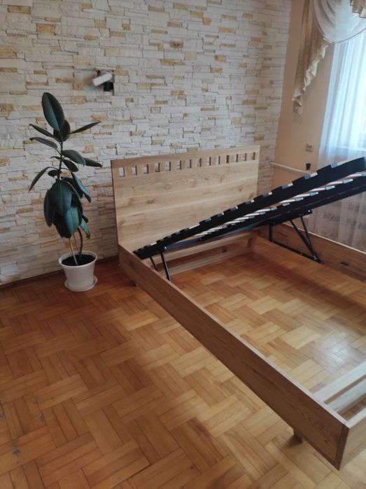 Łóżko lite dębowe 160x200 lewitujące