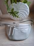 Genuine Leather beżowa torebka nerka ze skóry naturalnej