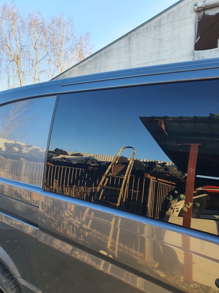 Бокова права дверка Mercedes-Benz Vito w639 рест зі склом