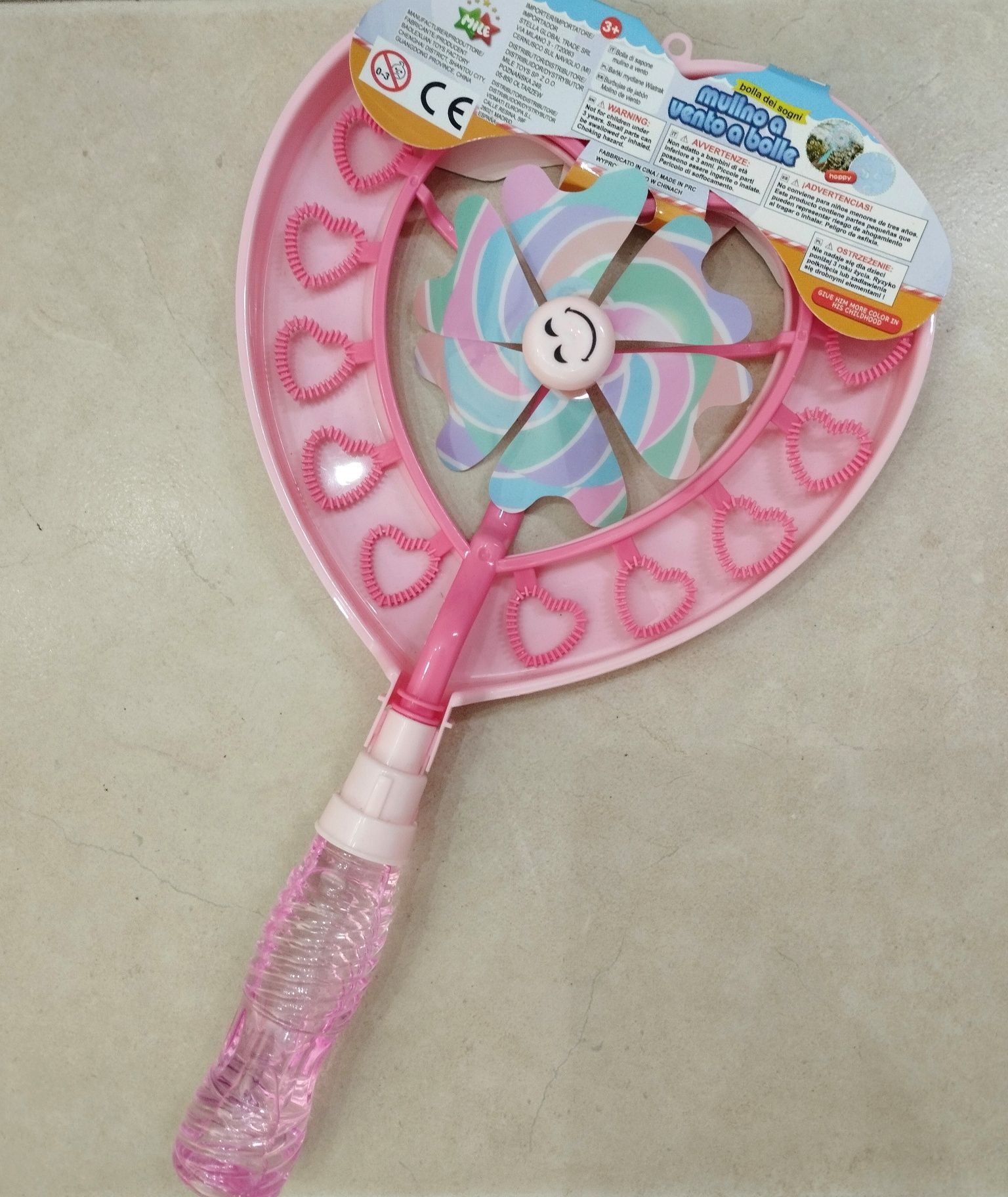 Brinquedo de fazer bolas de sabão novo