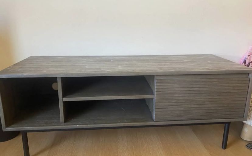 Conjunto Secretária e mesa de apoio URGENTE