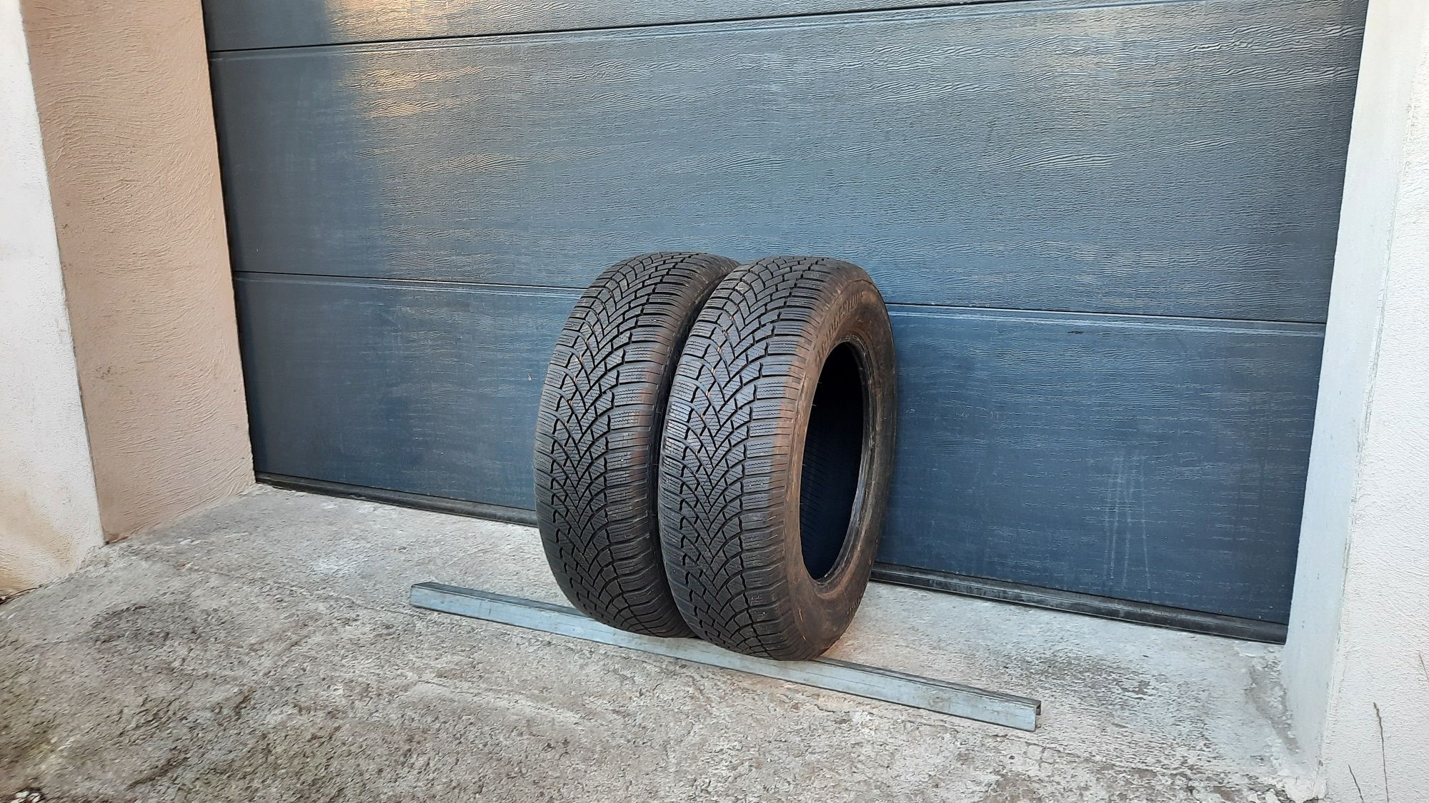 Bridgestone 215/65 R16 Blizzak 2020 bieżnik 7 mm