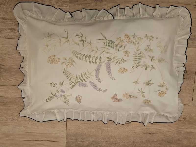 Komplet poszewek angielskiej firmy Dorma-lawenda