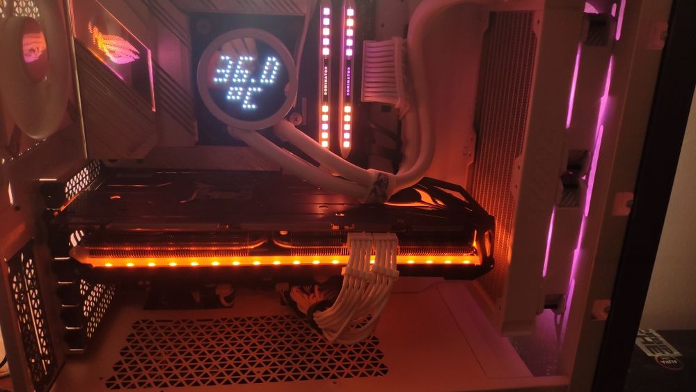 продам/обміняю топову RX 7800 XT 16GB Red Devil