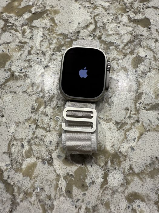 Apple Watch Ulta 49mm Titanium