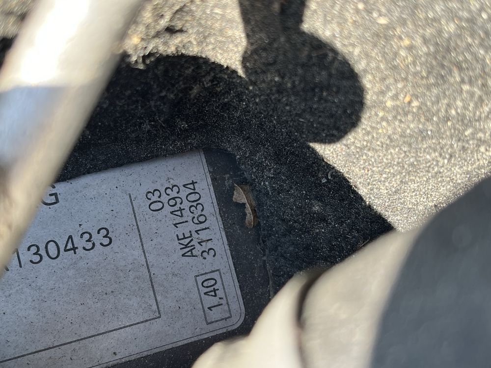 SILNIK motor 2.5TDI V6 180KM AKE Audi A4 B6 B7 A6 C5 A8 D2 pompa