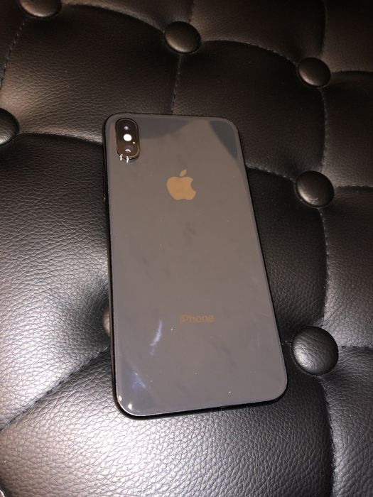 Iphone x   на.  64GB