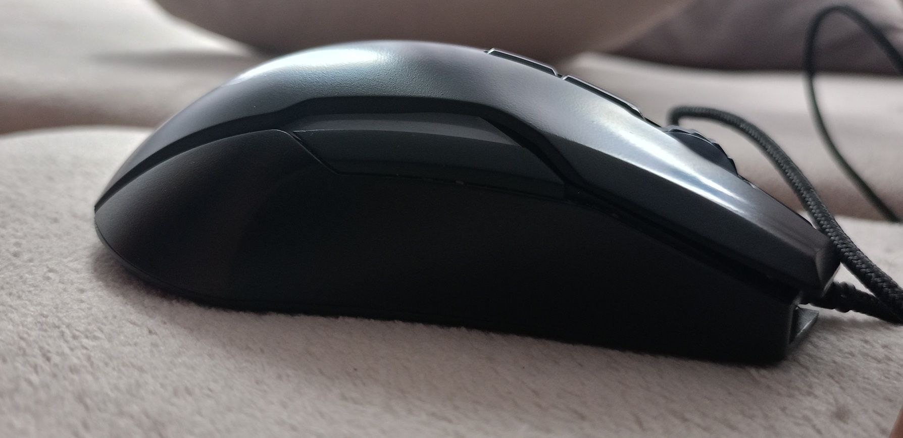 Myszka Genesis Xenon 220