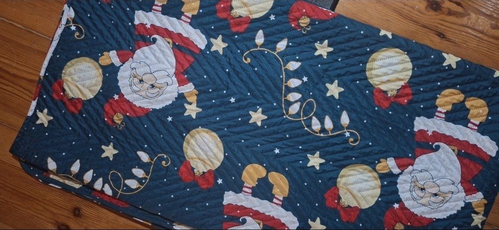 Kapa.swiaiteczna jak  nowa