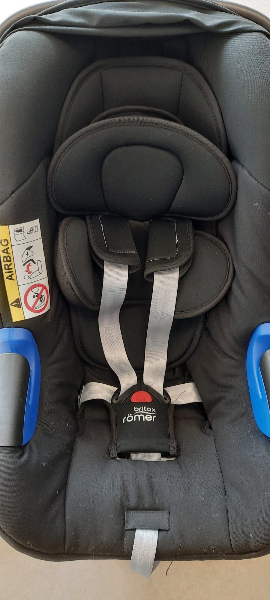 BRITAX ROMER Baby-Safe i-size OVO + base ISOFIX + acessórios 120€