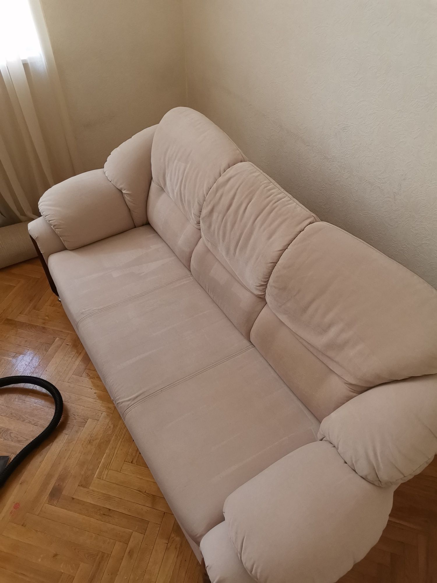 Хімчистка м'яких меблів