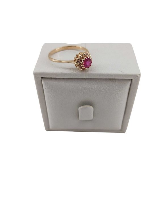 Złoty Pierścionek P. 585 W: 2,41G