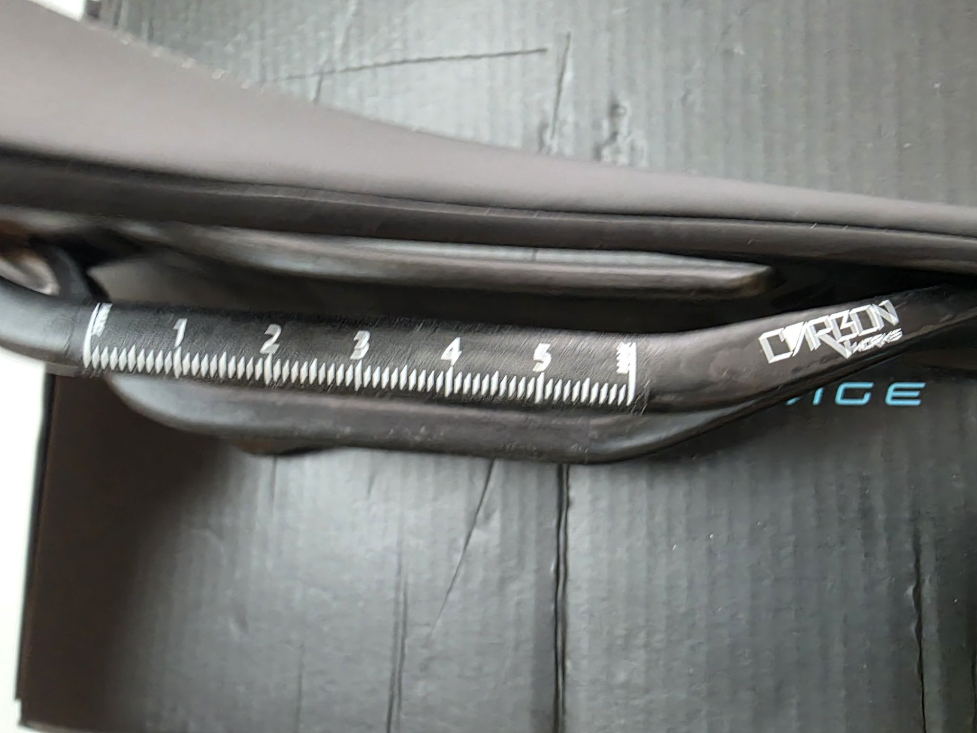 Selim Ryet Carbono 01 - Bicicleta