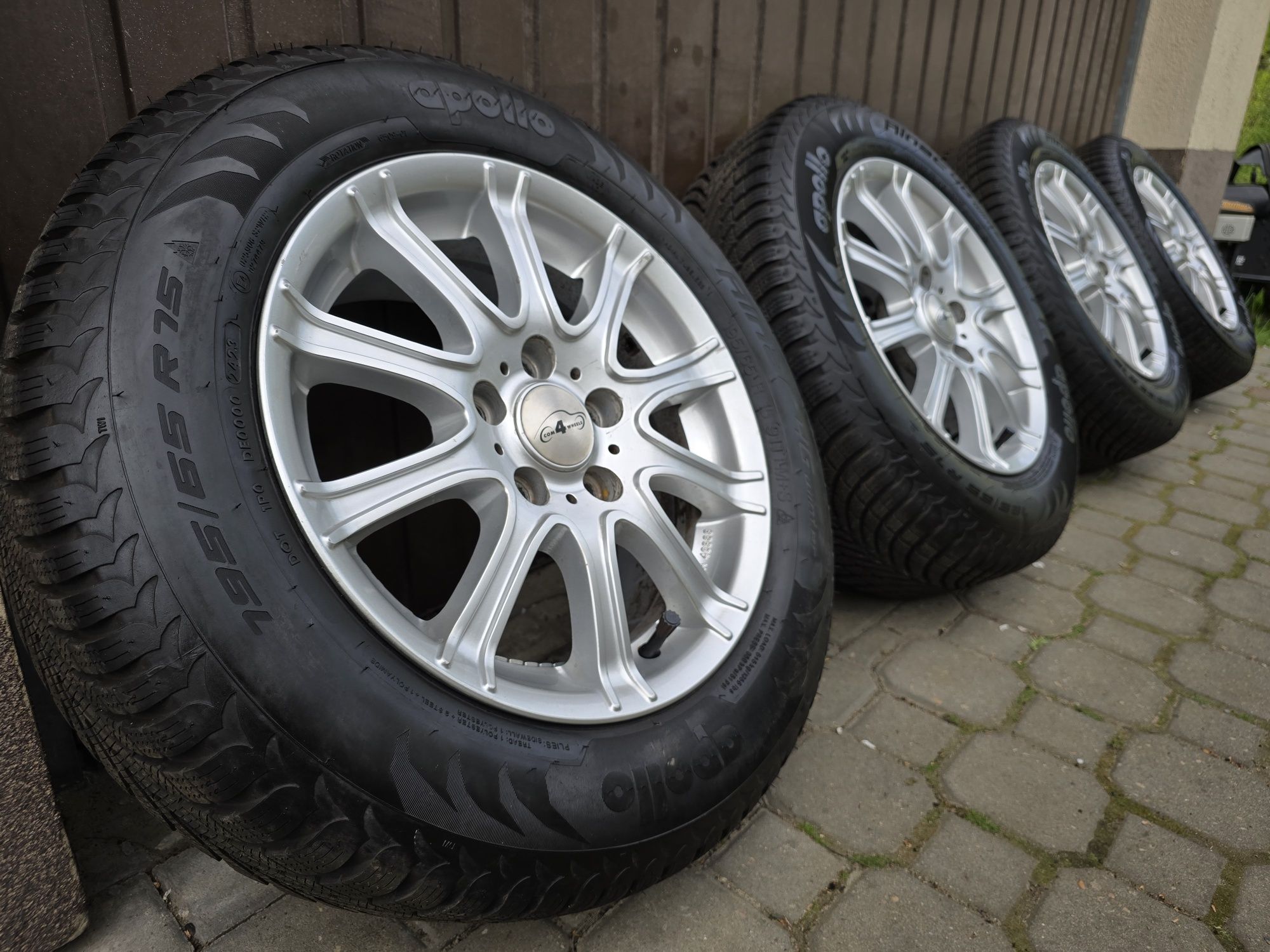 Felgi z oponami 195/65R15 Ford Focus 5x108 C-Max Transit Connect