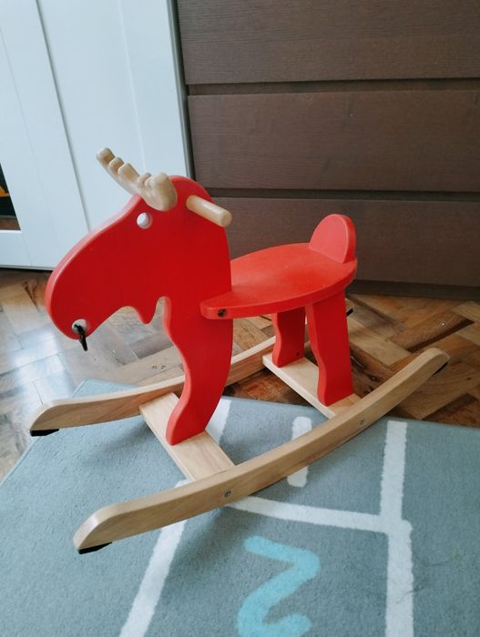 Rena baloiço criança