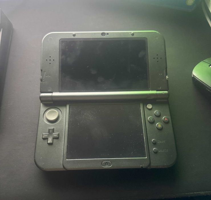 New Nintendo 3DS XL Desbloqueada / Troco por gopro