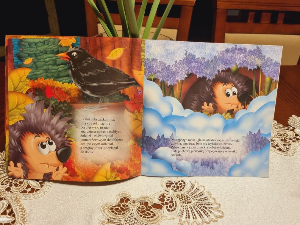 Książeczka Dzieciaki poznają zimowe zapasy jeżyka O-Press jeż