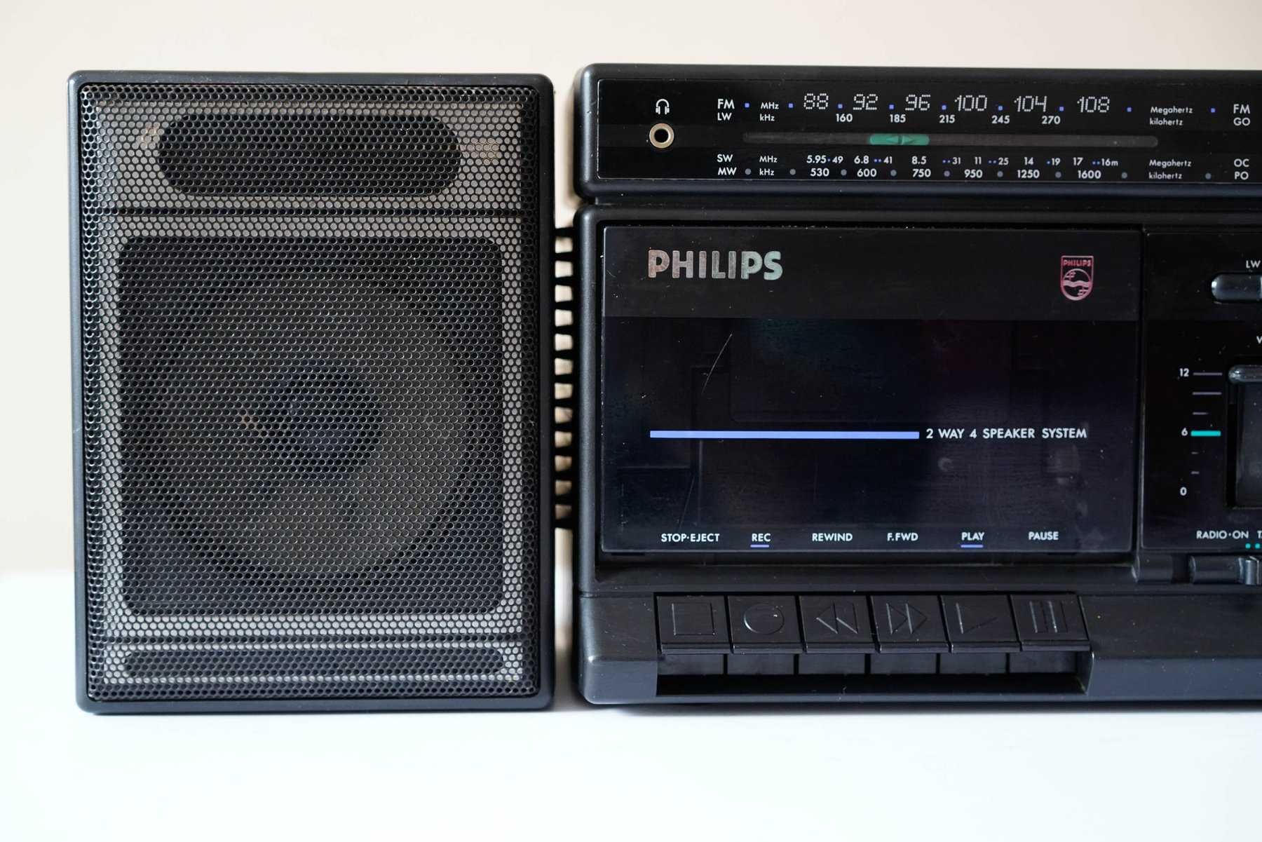 Stary radiomagnetofon Philips D8274/60 Vintage