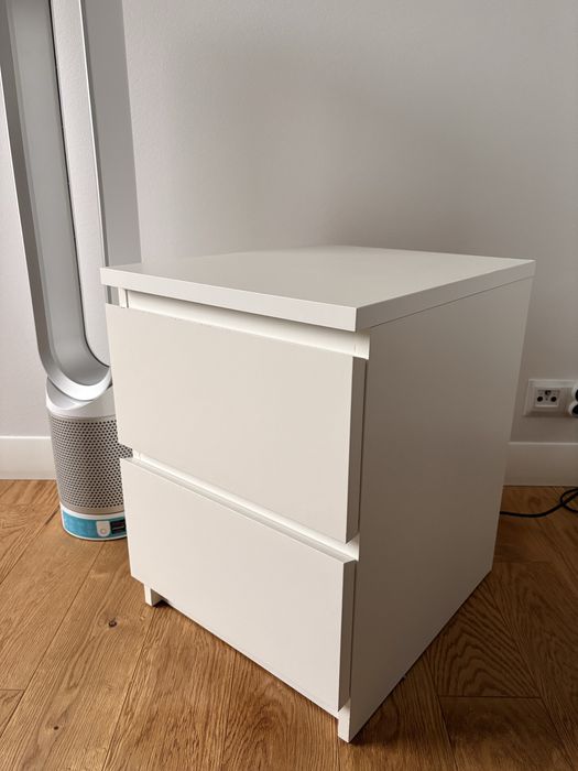 Ikea Malm szafka nocna komoda biala z szufladami